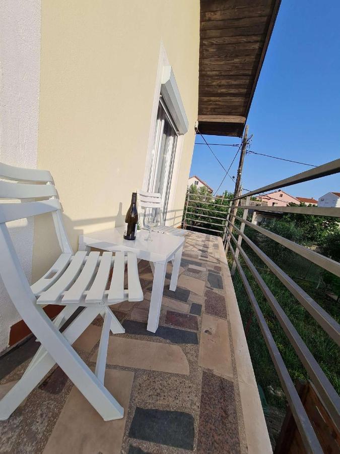 Apartmani Lovre I Zara Dış mekan fotoğraf