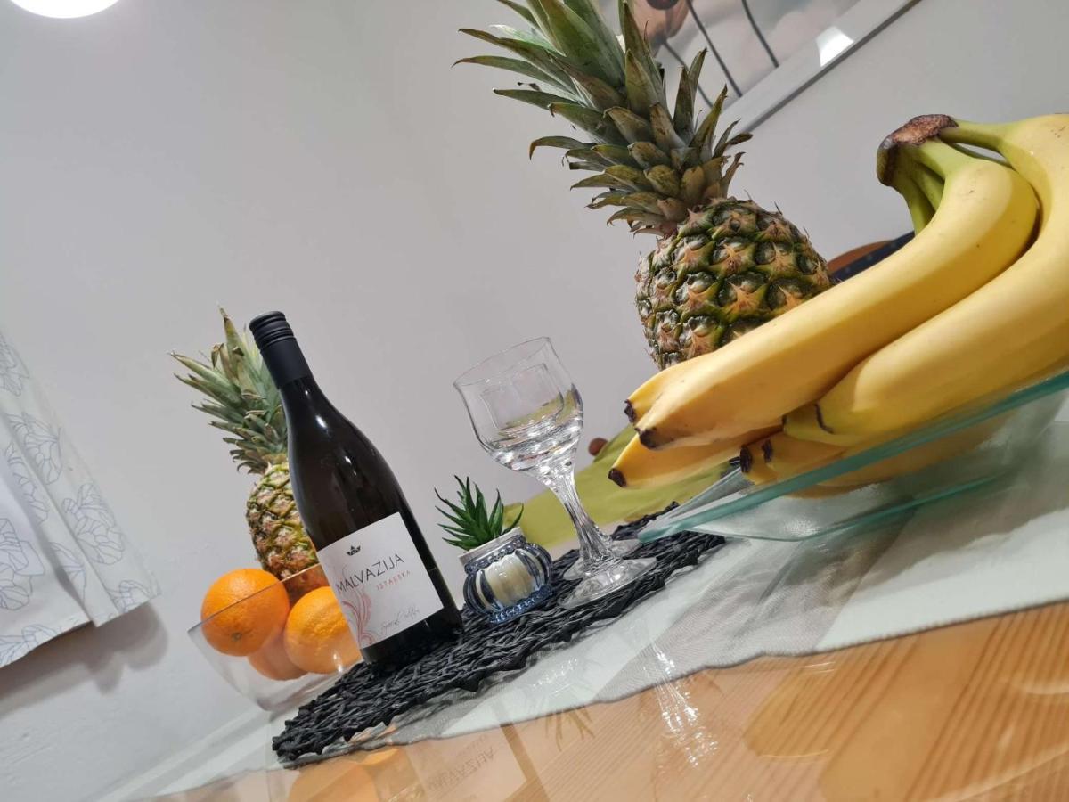 Apartmani Lovre I Zara Dış mekan fotoğraf