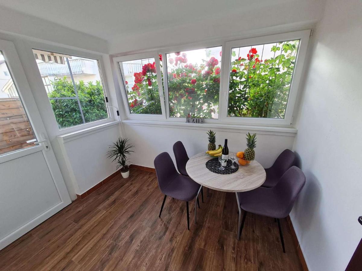 Apartmani Lovre I Zara Dış mekan fotoğraf