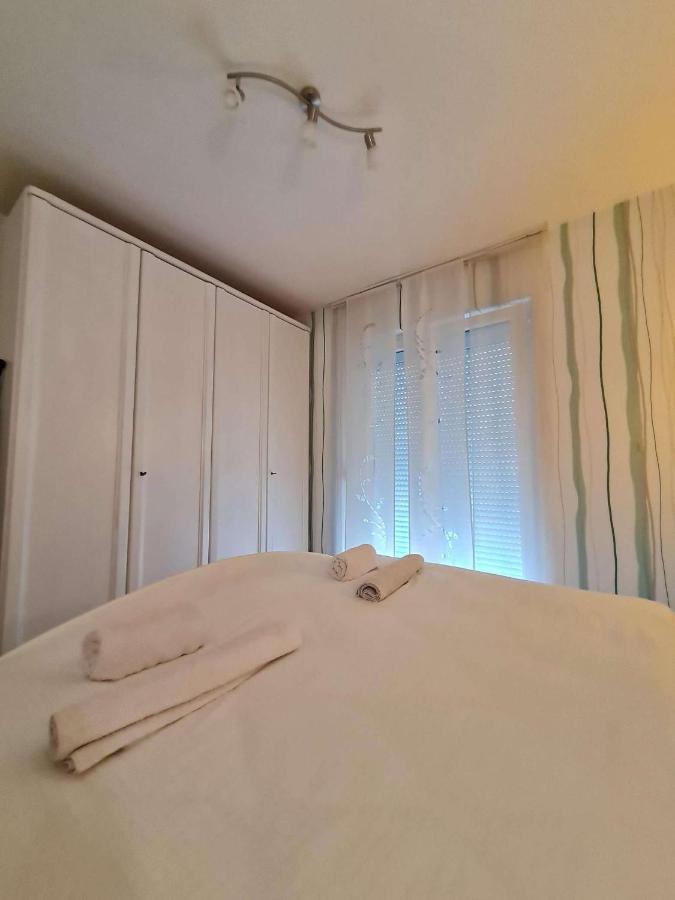 Apartmani Lovre I Zara Dış mekan fotoğraf