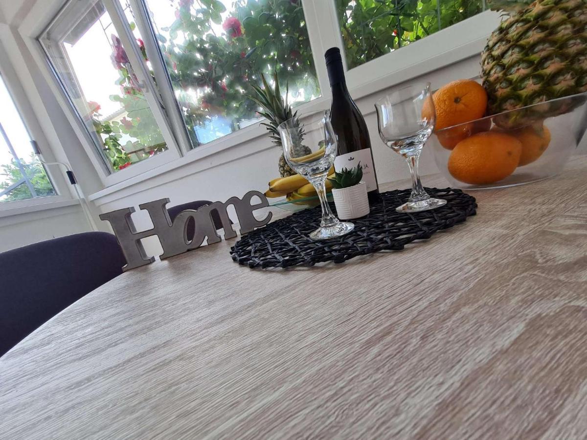 Apartmani Lovre I Zara Dış mekan fotoğraf