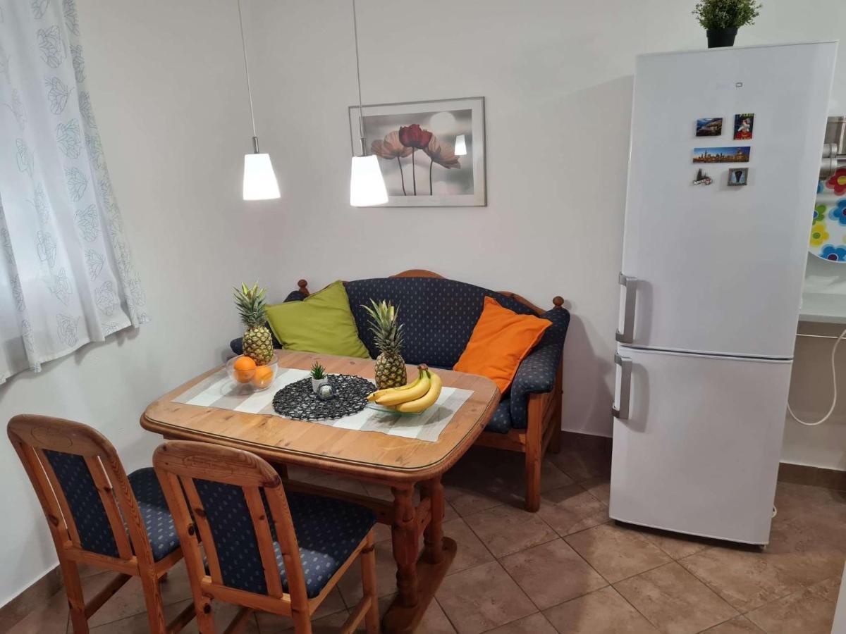 Apartmani Lovre I Zara Dış mekan fotoğraf