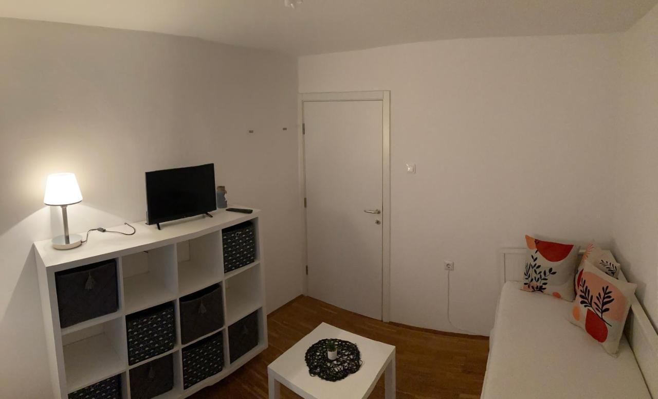 Apartmani Lovre I Zara Dış mekan fotoğraf